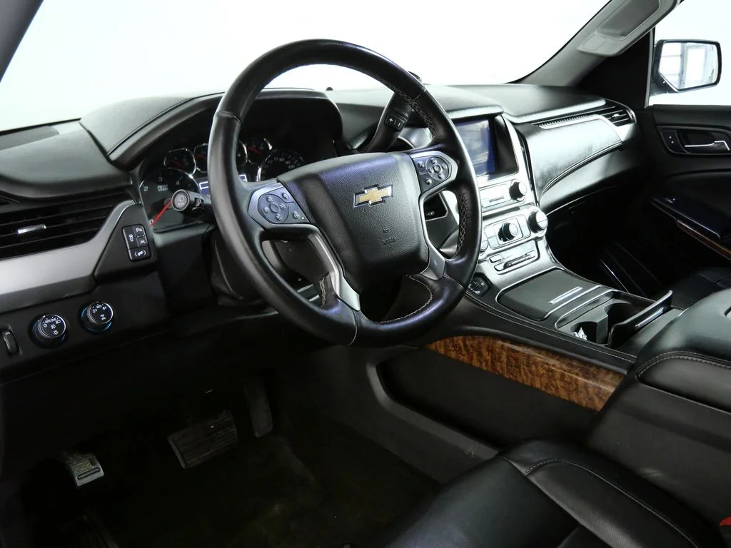 Used 2016 Red Chevrolet LTZ image 18