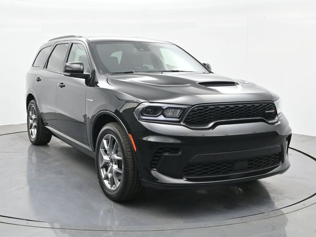 New 2026 Diamond Black Clear-Coat Exterior Paint Dodge GT Plus HEMI V8 image 4