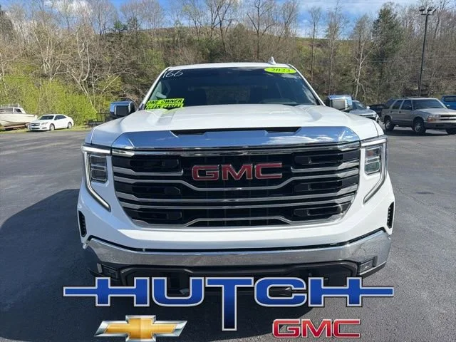 Used 2023 Summit White GMC SLT image 6