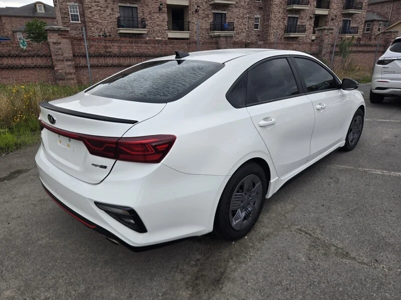 Used 2020 Clear White KIA GT-LINE image 6