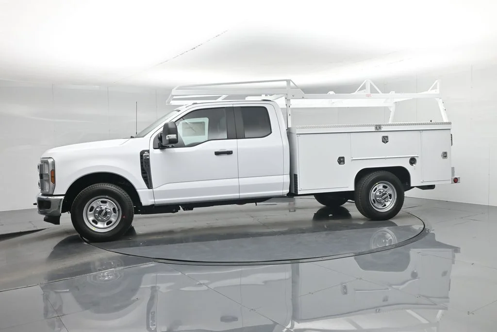 New 2026 White Ford XL image 38