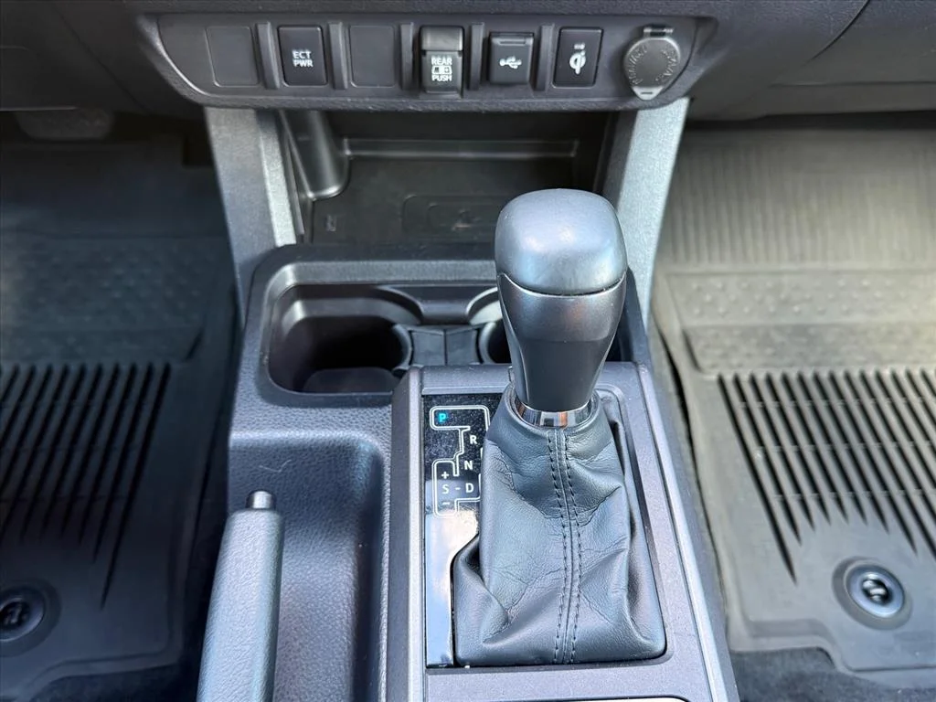 Certified Used 2023 Ice Toyota TRD Off-Road V6 image 19