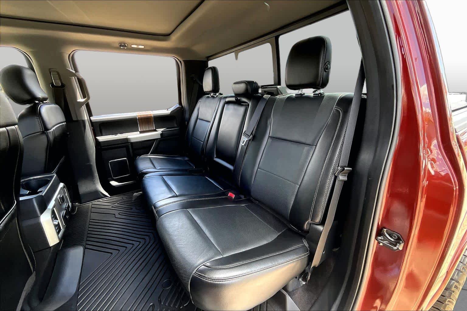 Used 2017 Bronze Fire Metallic Ford Lariat image 20