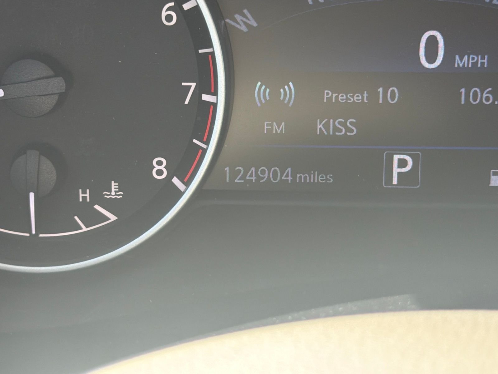 Used 2017 Pearl White Nissan SL image 20