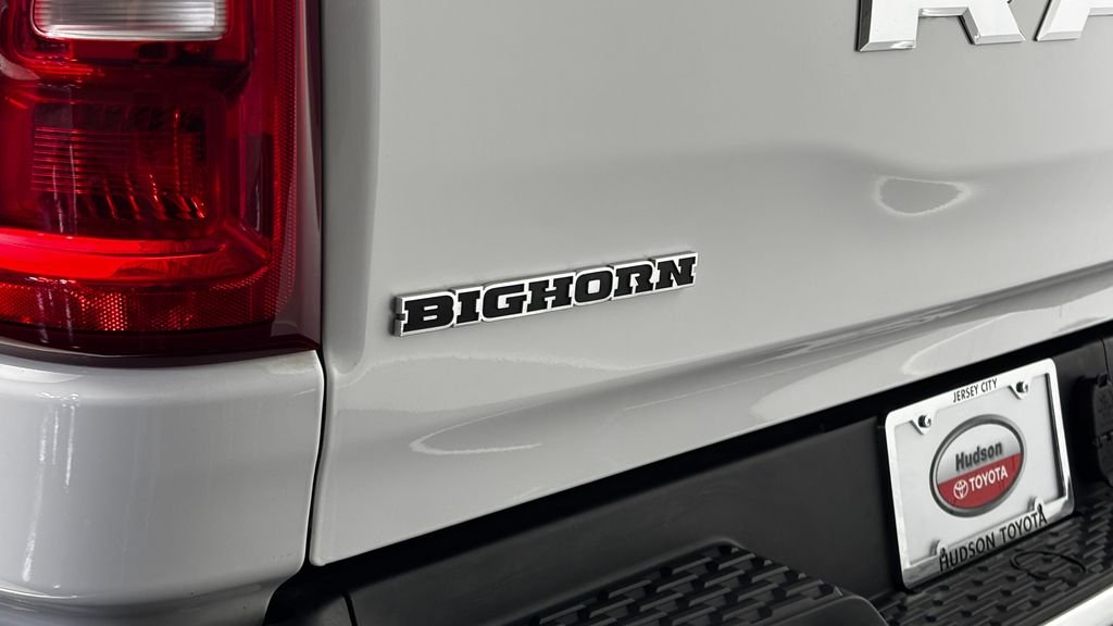 Used 2025 White Ram Big Horn/Lone Star image 8