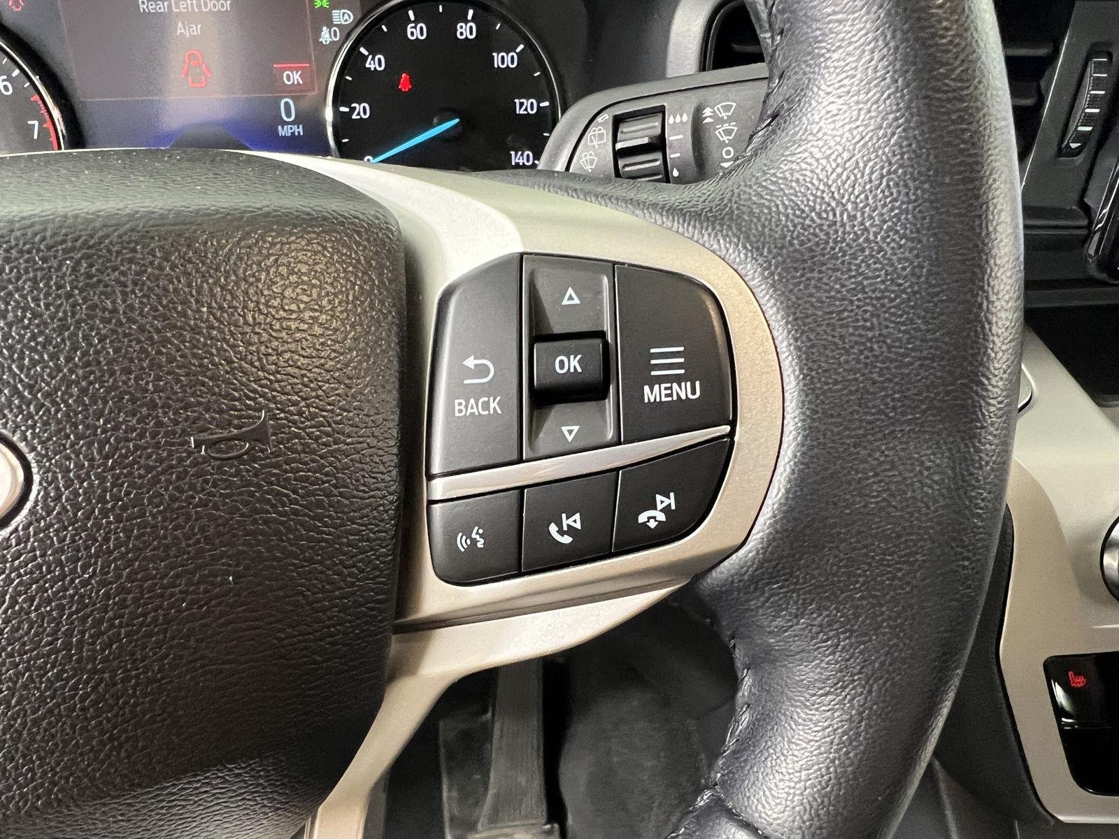 Used 2022 White Metallic Ford XLT image 15