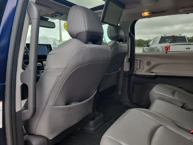 Certified Used 2021  Toyota XLE image 12
