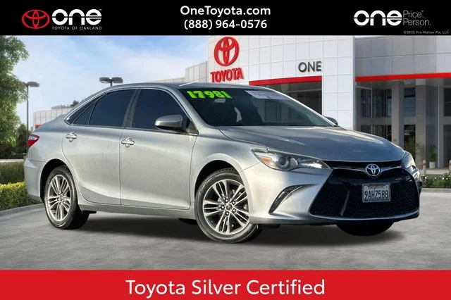 2017 Toyota Camry SE