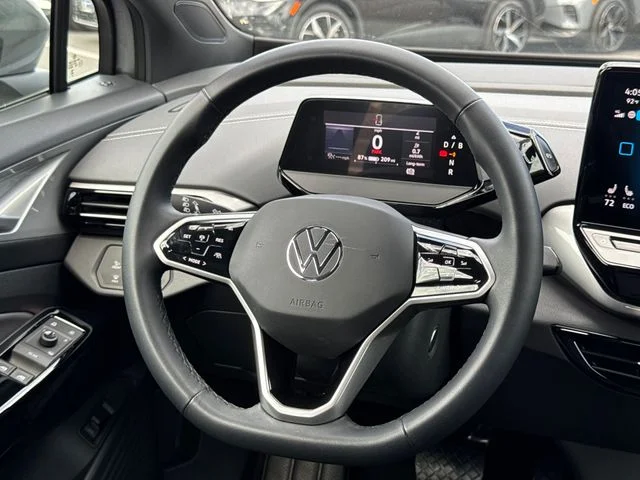 Certified Used 2023 Silver Mist Metallic Volkswagen S image 32
