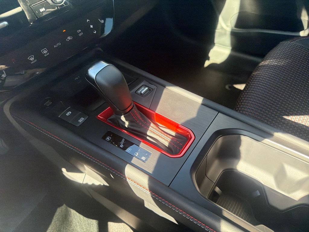 New 2026 Nissan Kicks SR 4D Sport Utility