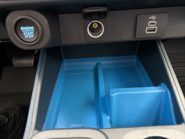 New 2026 Carbonized Gray Metallic Ford XLT image 38