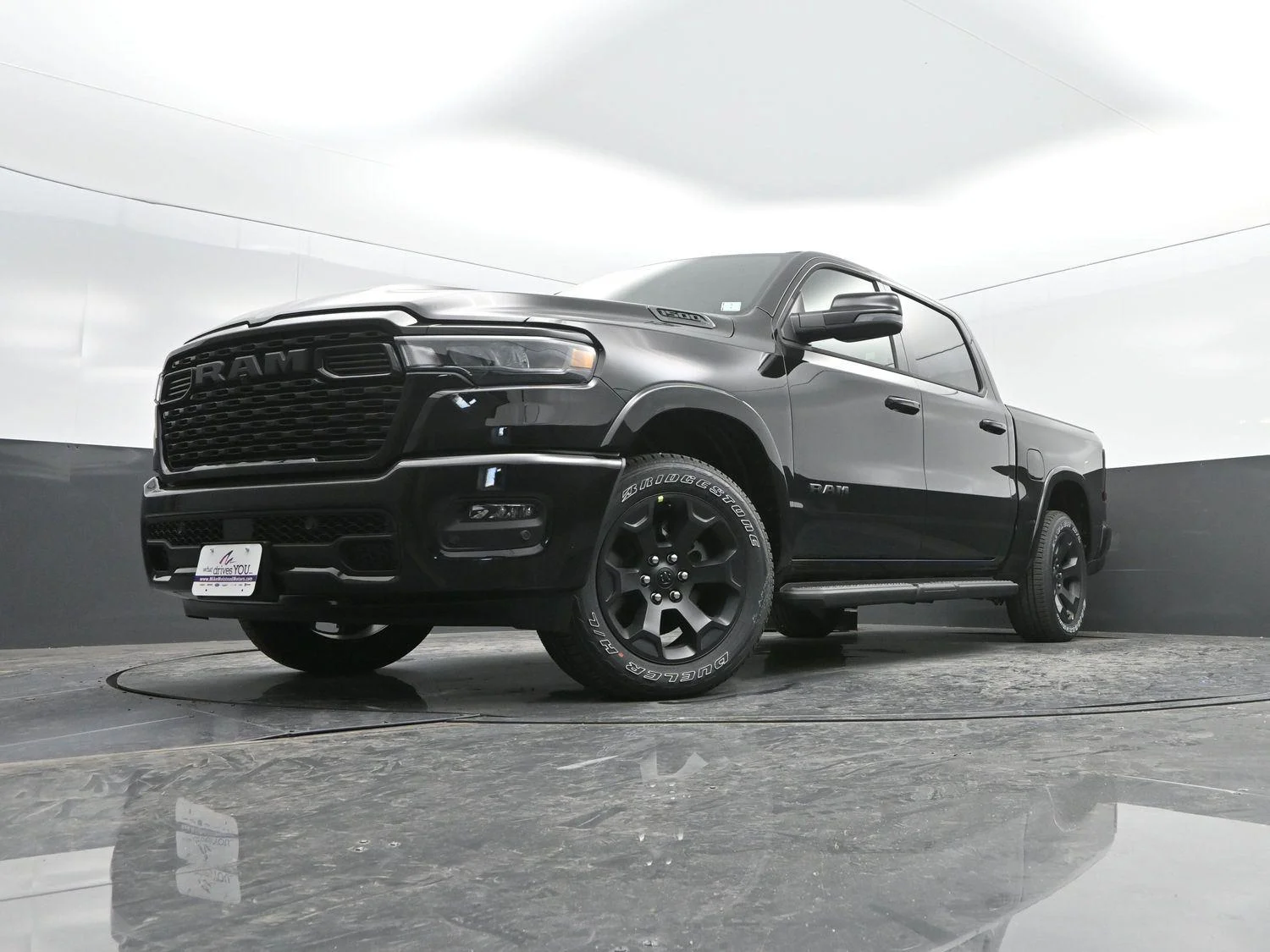 New 2026 Diamond Black Crystal Pearl-Coat Exterior Paint RAM Big Horn image 45