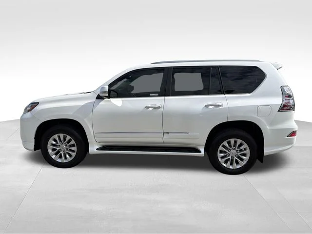 Used 2019  Lexus 460 image 4