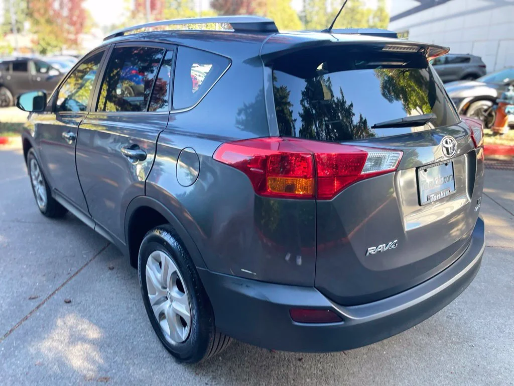 Used 2013 Magnetic Gray Metallic Toyota LE image 6
