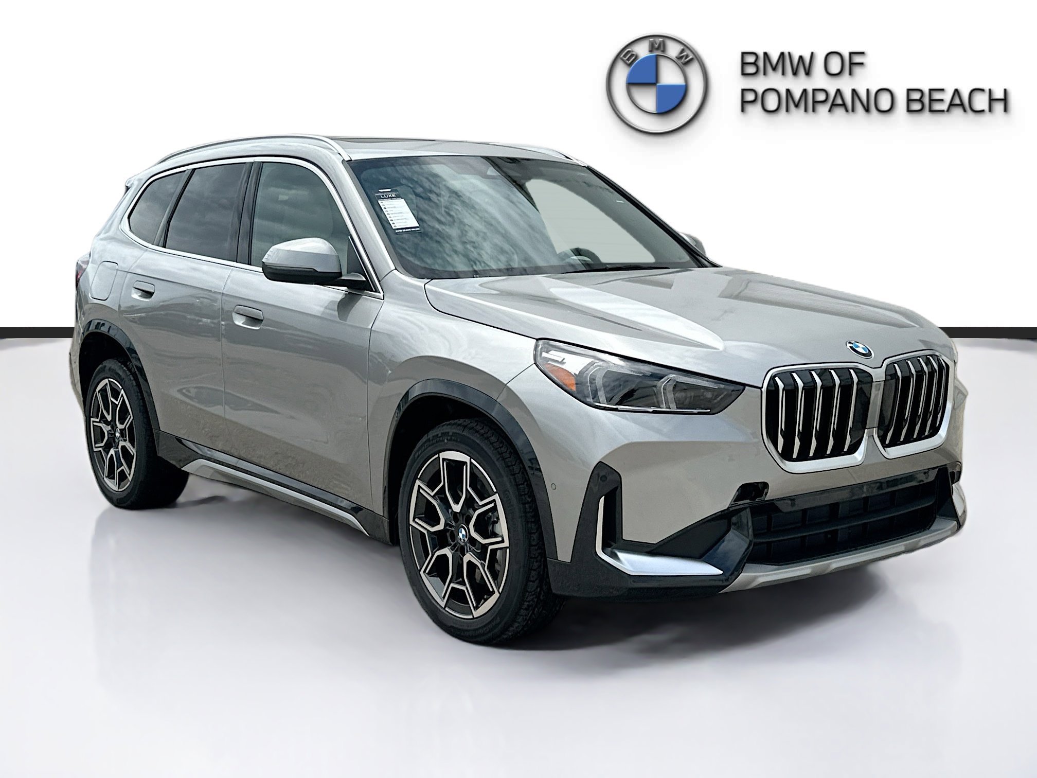 New 2026 Space Silver Metallic BMW xDrive28i image 1