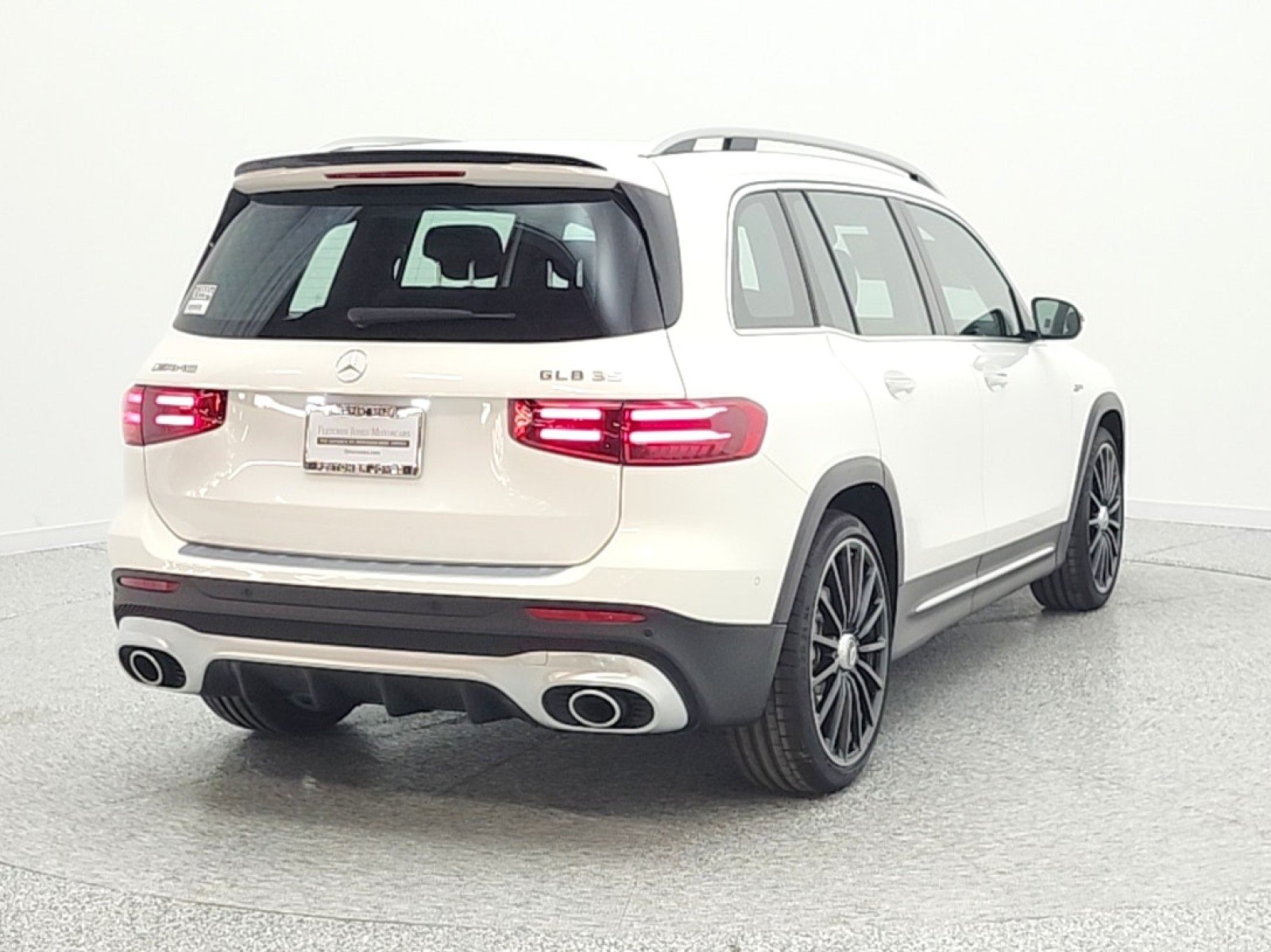 New 2026 Polar White Mercedes-Benz AMG® GLB 35 4MATIC SUV image 6