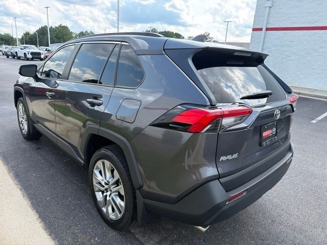 Used 2024 Gray Toyota XLE Premium image 7