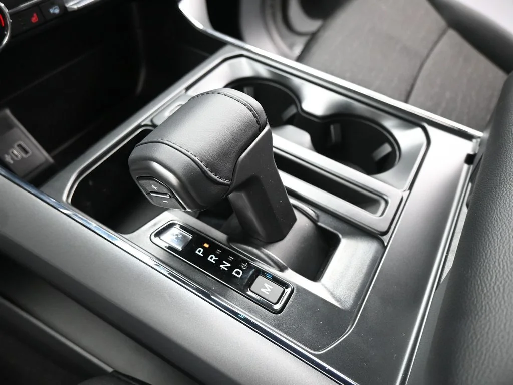 New 2026 Avalanche Ford XLT image 17