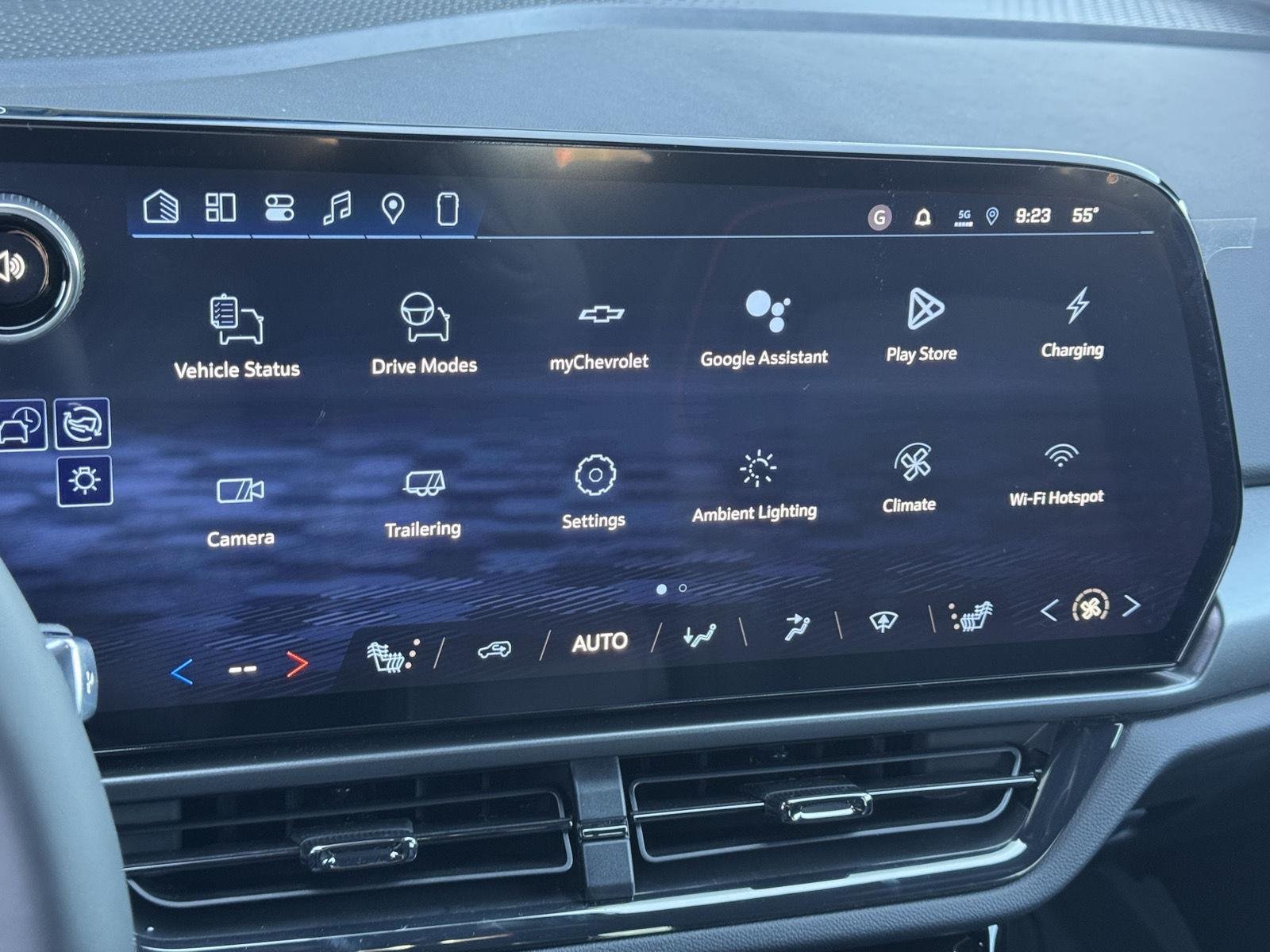 2026 Chevrolet Equinox EV RS - Photo 25