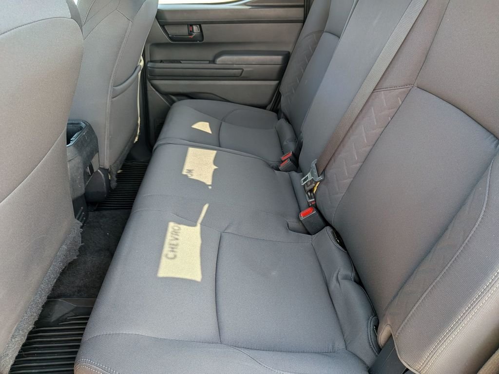 Used 2024  Toyota SR5 image 27