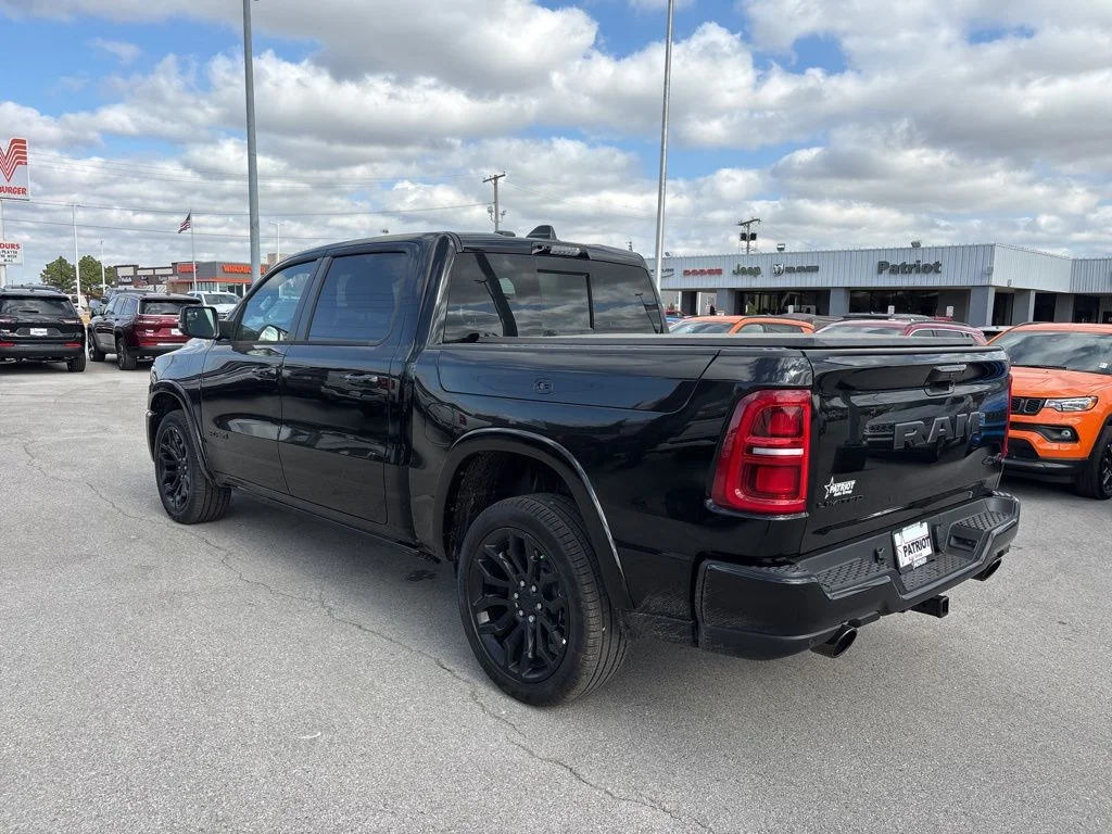 New 2026 Diamond Black Crystal Pearl-Coat Exterior Paint RAM Limited image 7