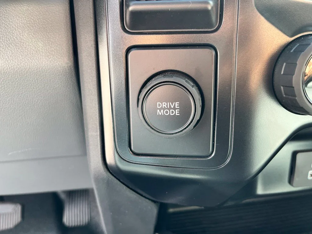 Used 2025 White Ford XL image 25