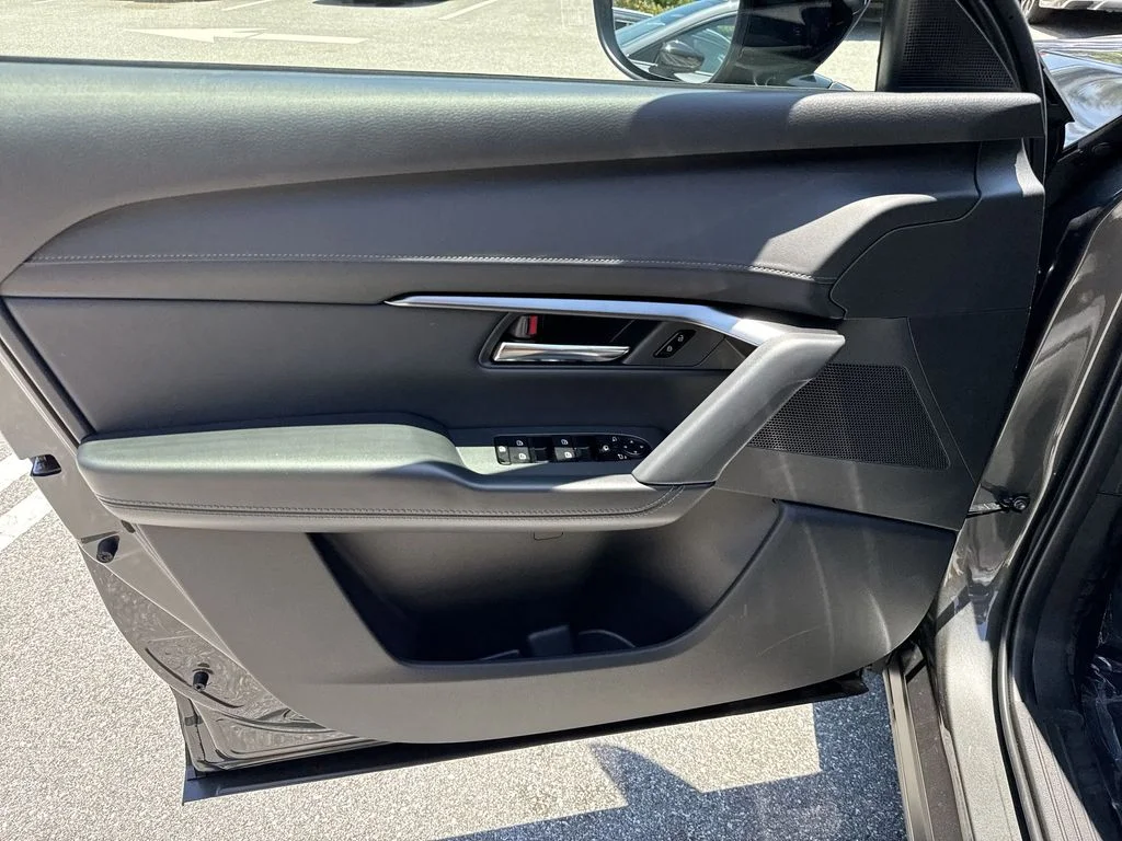 New 2026 Machine Gray Metallic Mazda 2.5 S Select AWD image 39