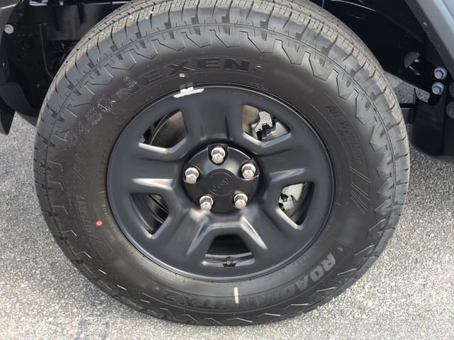 New 2026 Hydro Blue Pearl-Coat Exterior Paint Jeep Sport image 11