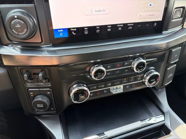 New 2026 Star White Metallic Tri-Coat Ford F-350® Lariat® image 20