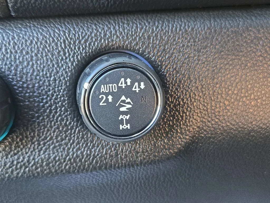 Used 2019 Black Chevrolet ZR2 image 49