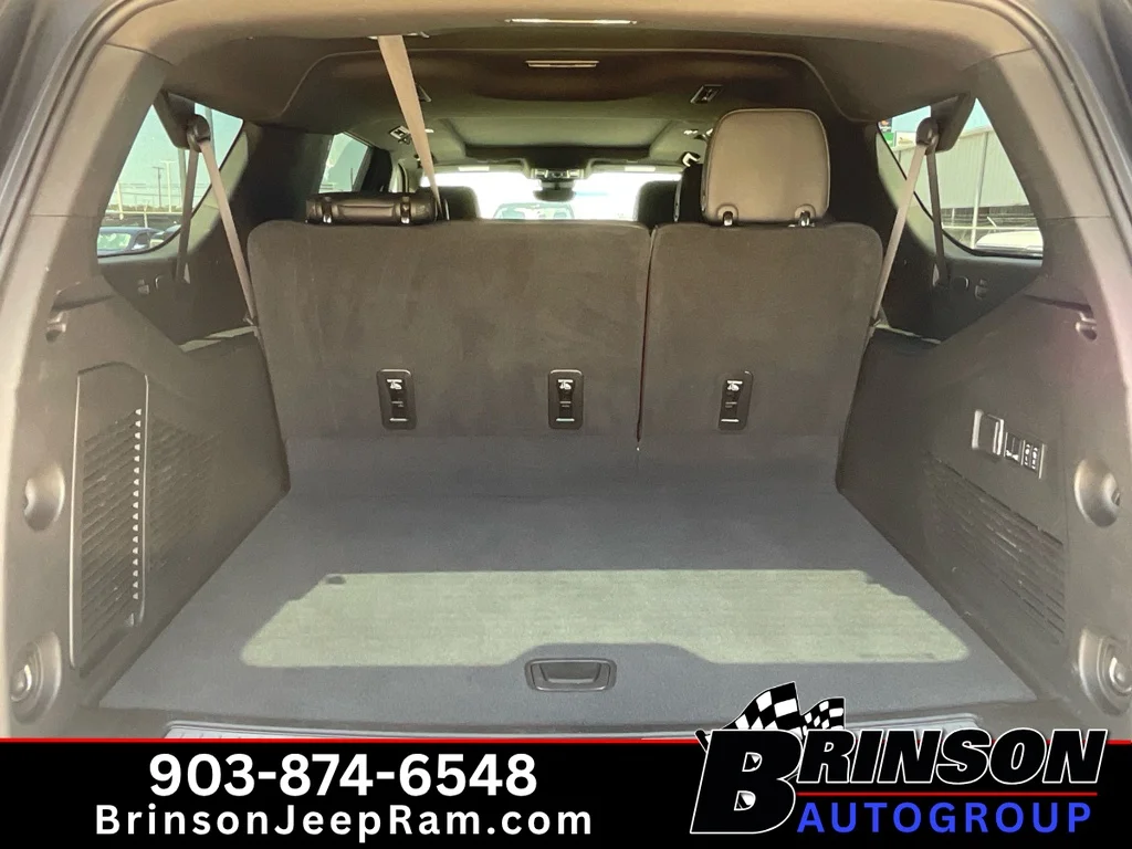 Used 2024 Iridescent Pearl Tricoat Chevrolet High Country image 9