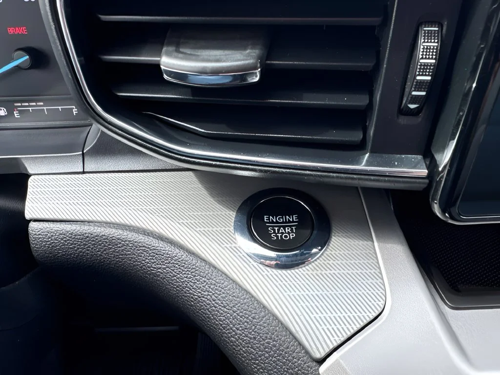 Used 2022 White Ford XLT image 19
