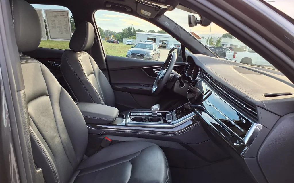 Used 2025 White Audi 55 Premium Plus image 21