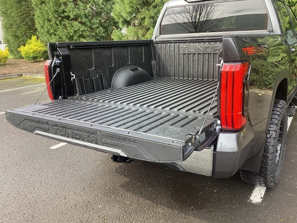 2025 Toyota Tundra SR5 - Photo 16