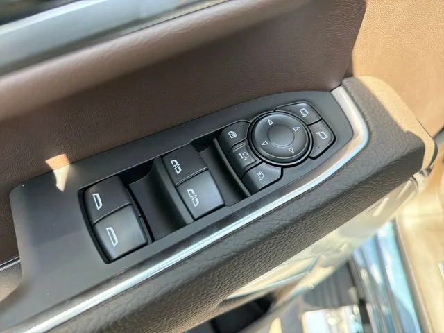 2026 GMC Sierra 2500HD Denali - Photo 17