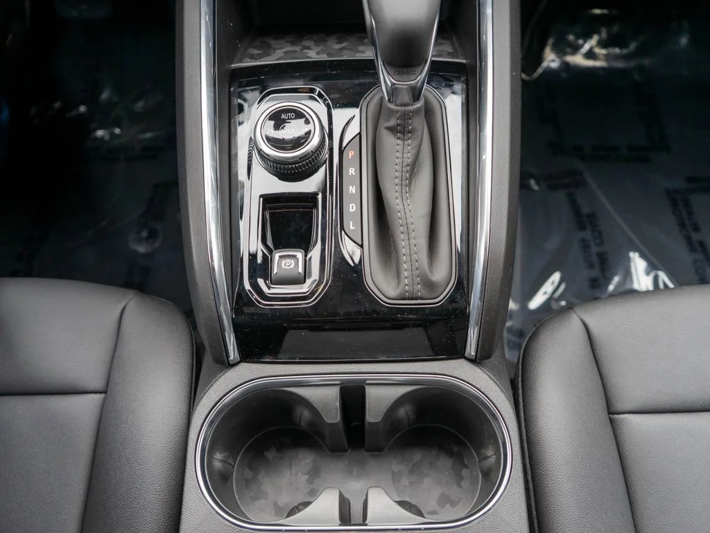 New 2026 Onyx Black GMC Elevation image 24