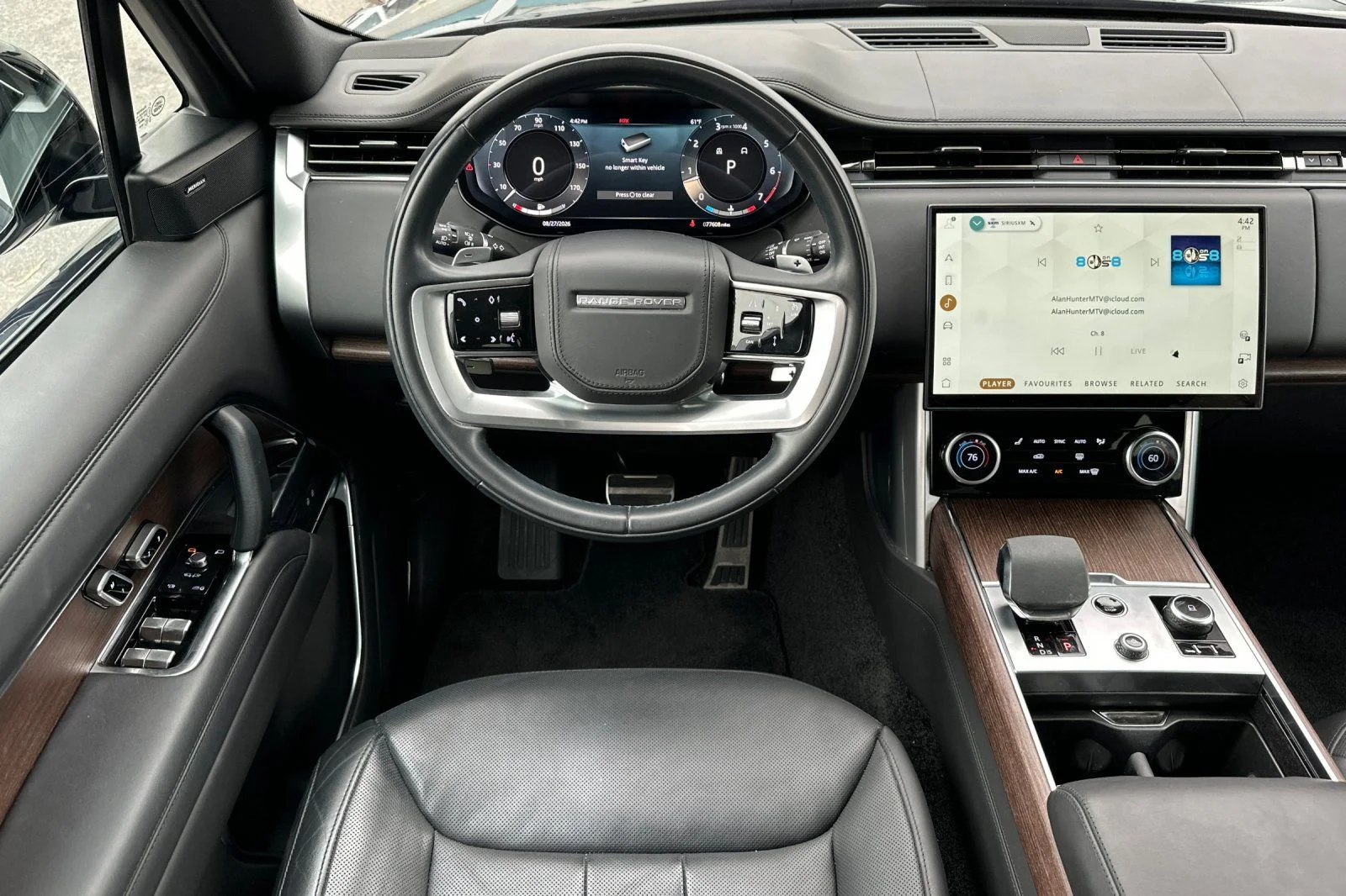 Used 2023 Blue Land Rover SE image 17
