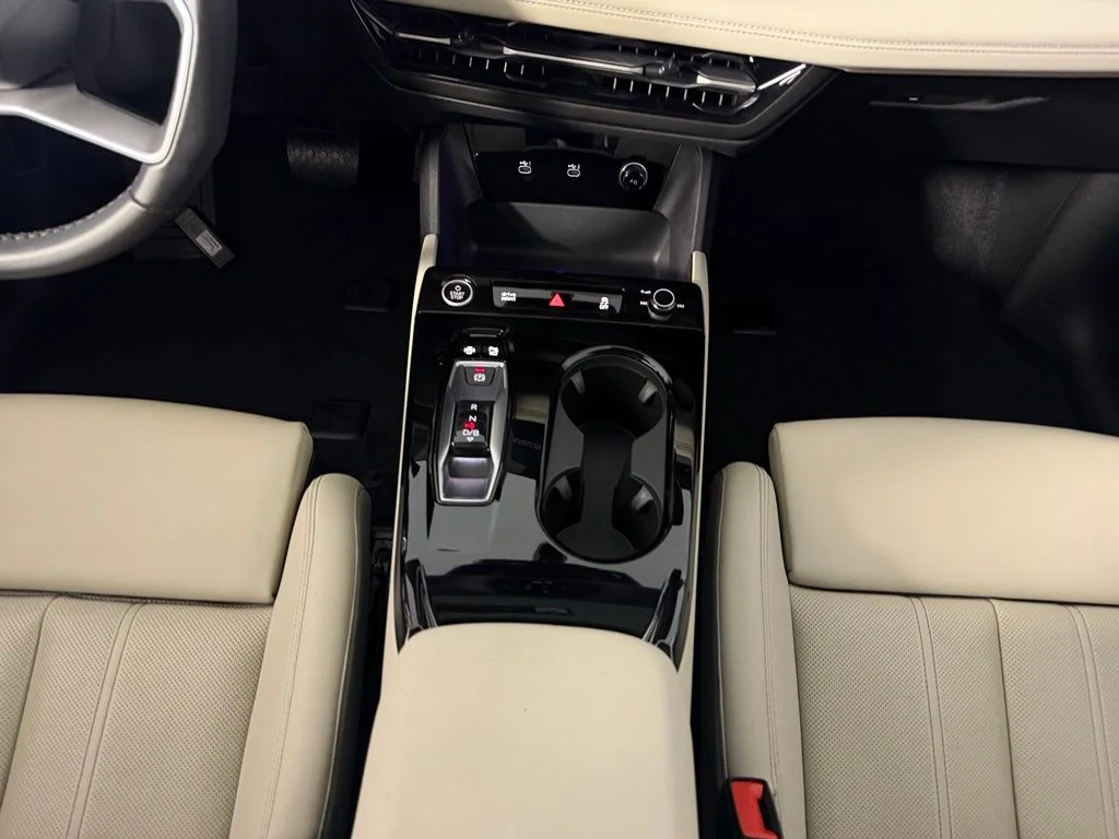 Used 2025 Black Audi Premium Plus image 20