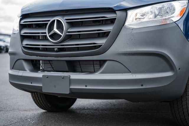 New 2026 Steel Blue Mercedes-Benz Crew 144 WB image 13