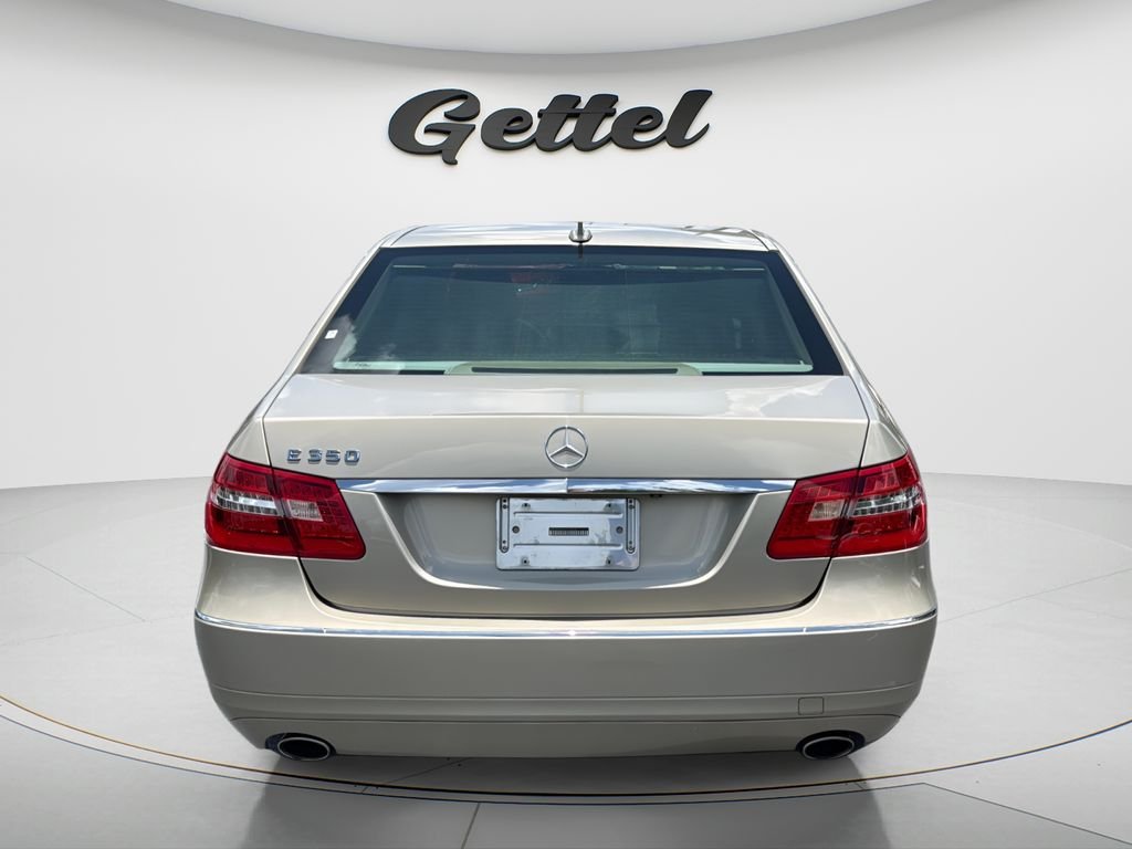 Used 2010  Mercedes-Benz E 350 image 6