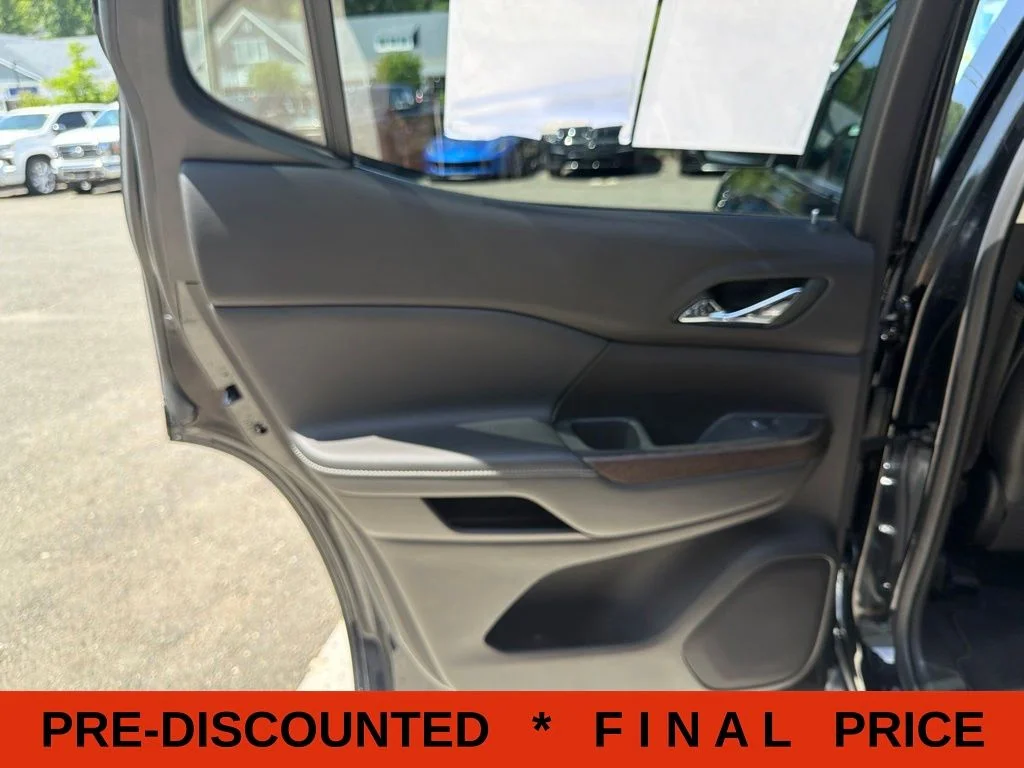Used 2023 Black GMC Denali image 47