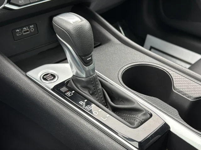 Used 2025 Gray Nissan 2.5 SV image 36
