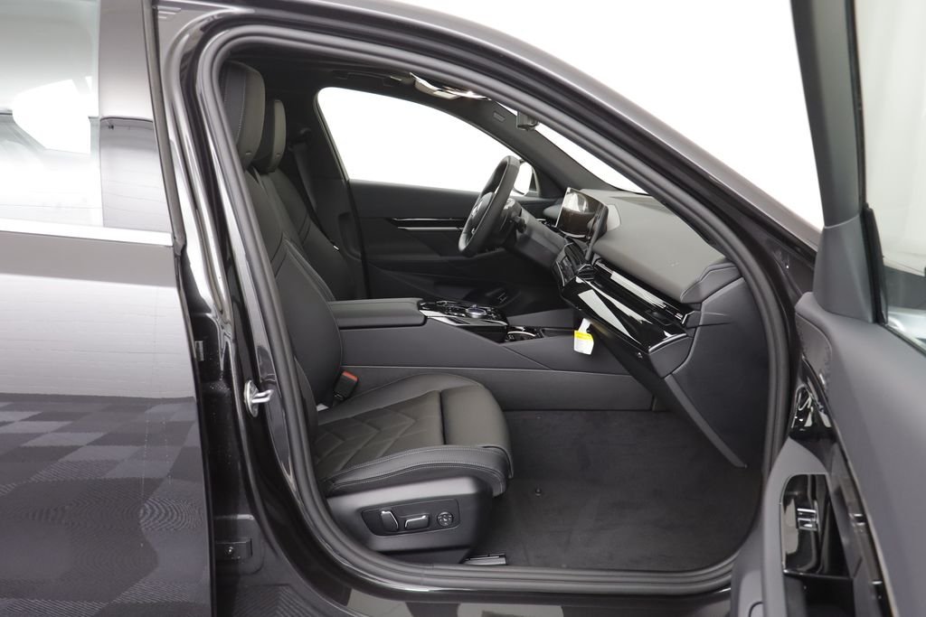 New 2026 Dark Graphite Metallic BMW 530i xDrive image 20