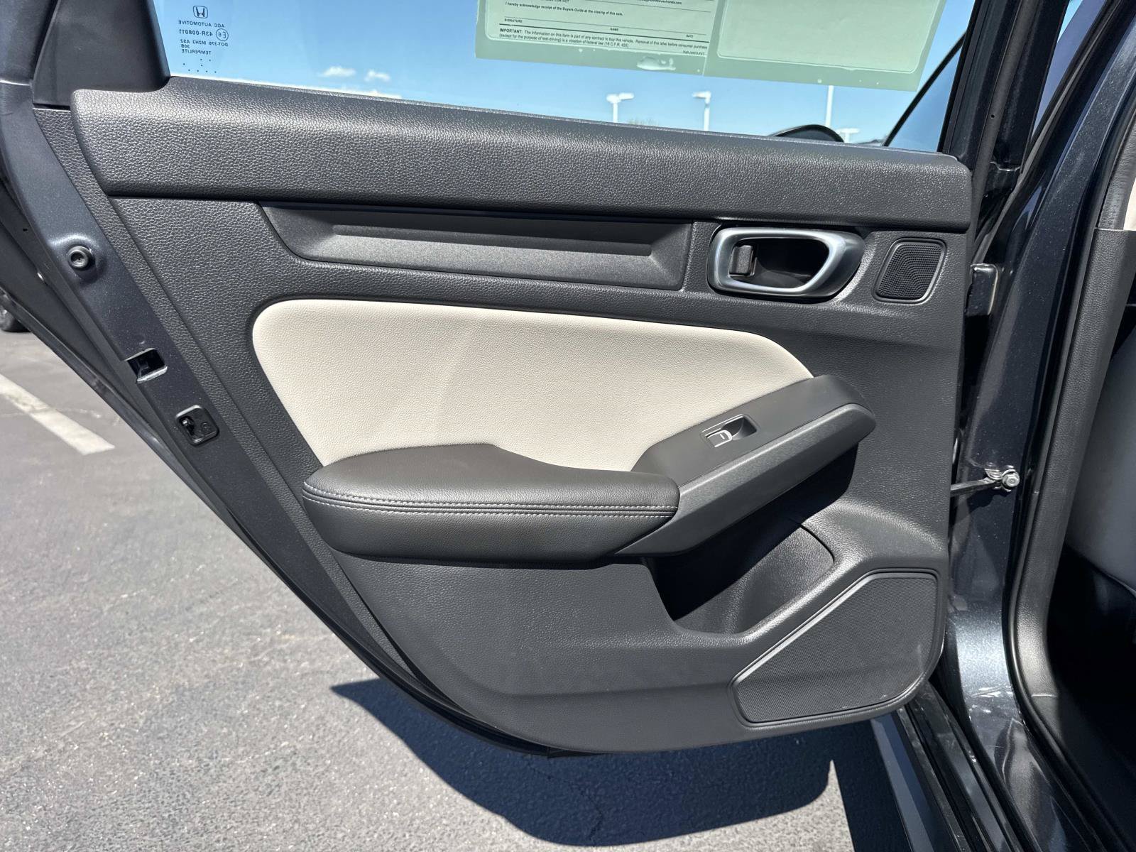 2024 Honda Civic Hatchback EX-L - Photo 26