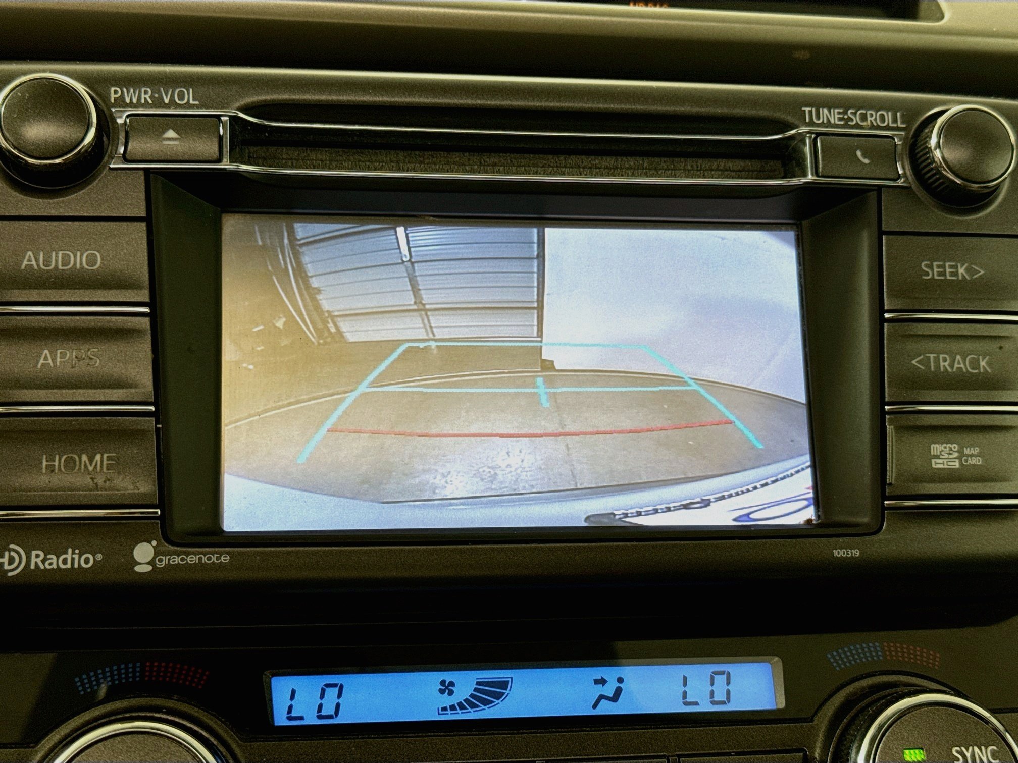 Used 2015 Classic Silver Metallic Toyota Limited image 15