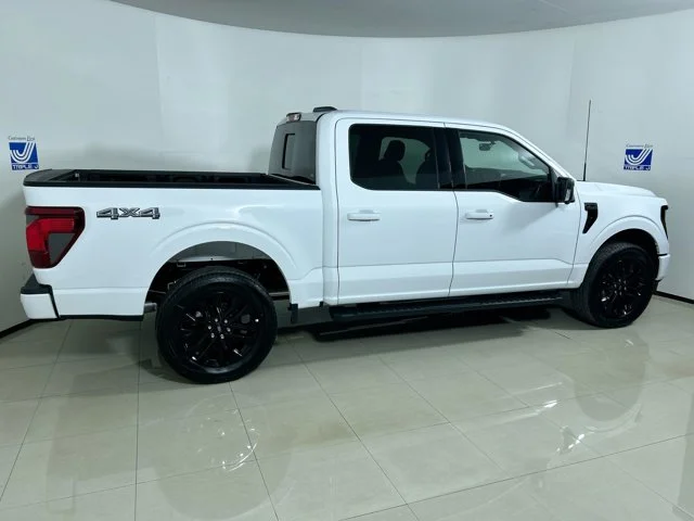 New 2025 OXFORD WHITE Ford XLT w/XLT Black Appearance Package Plus Super Crew Cab image 8