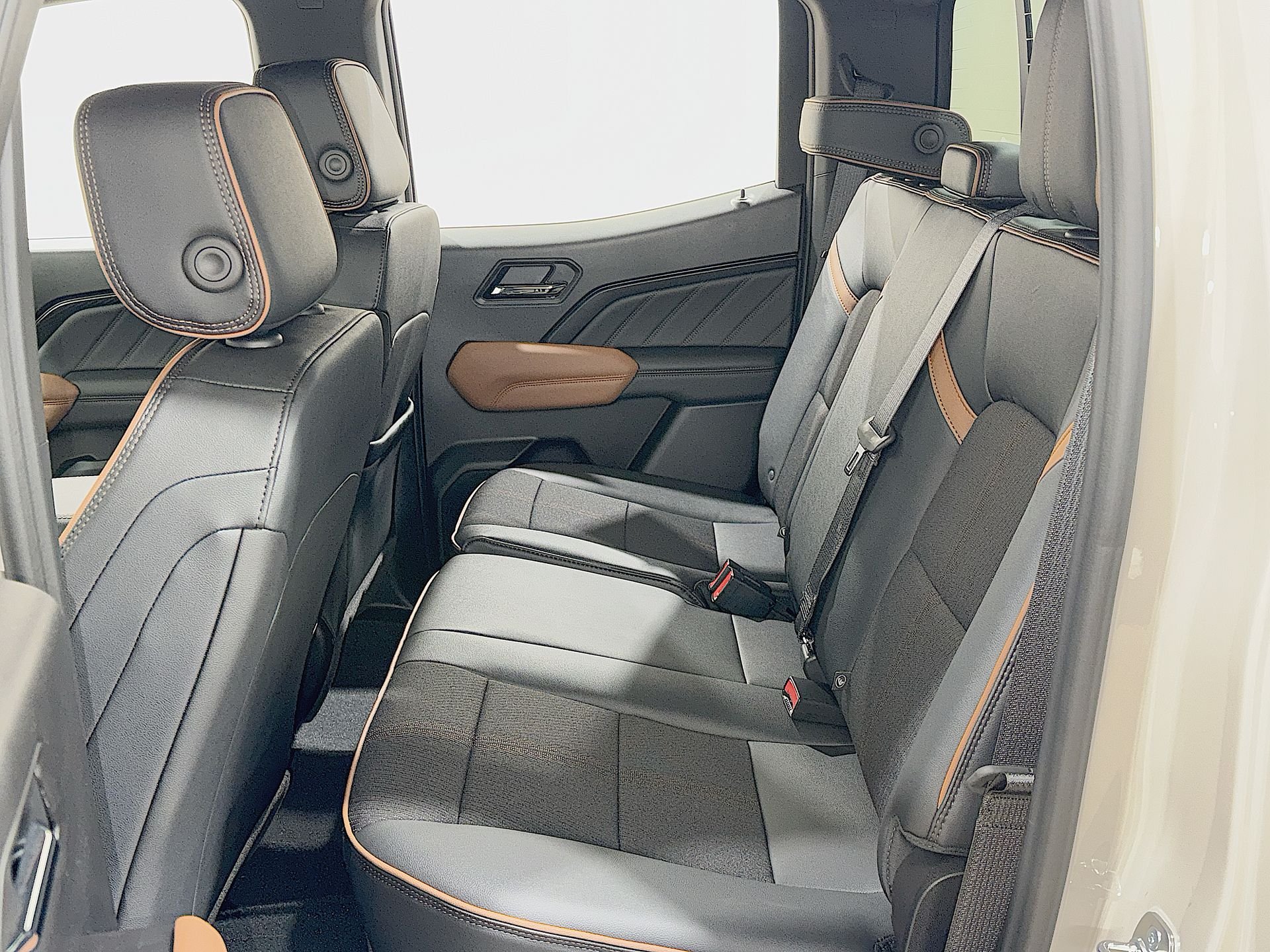 2026 GMC Canyon AT4 - Photo 56