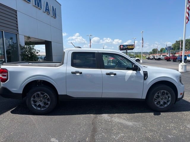 New 2026 Space White Metallic Ford XLT image 2