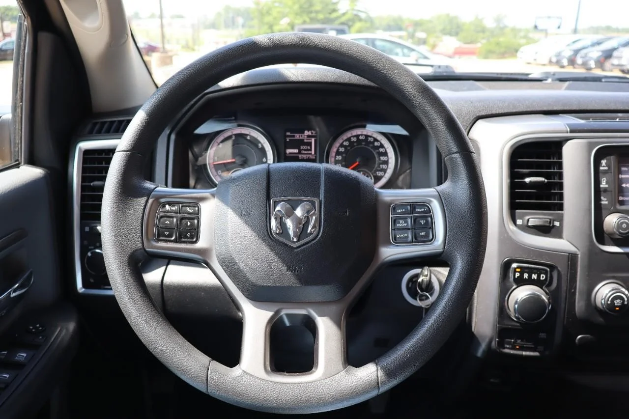 Used 2024 Diamond Black Crystal Pearl Coat Ram SLT image 15