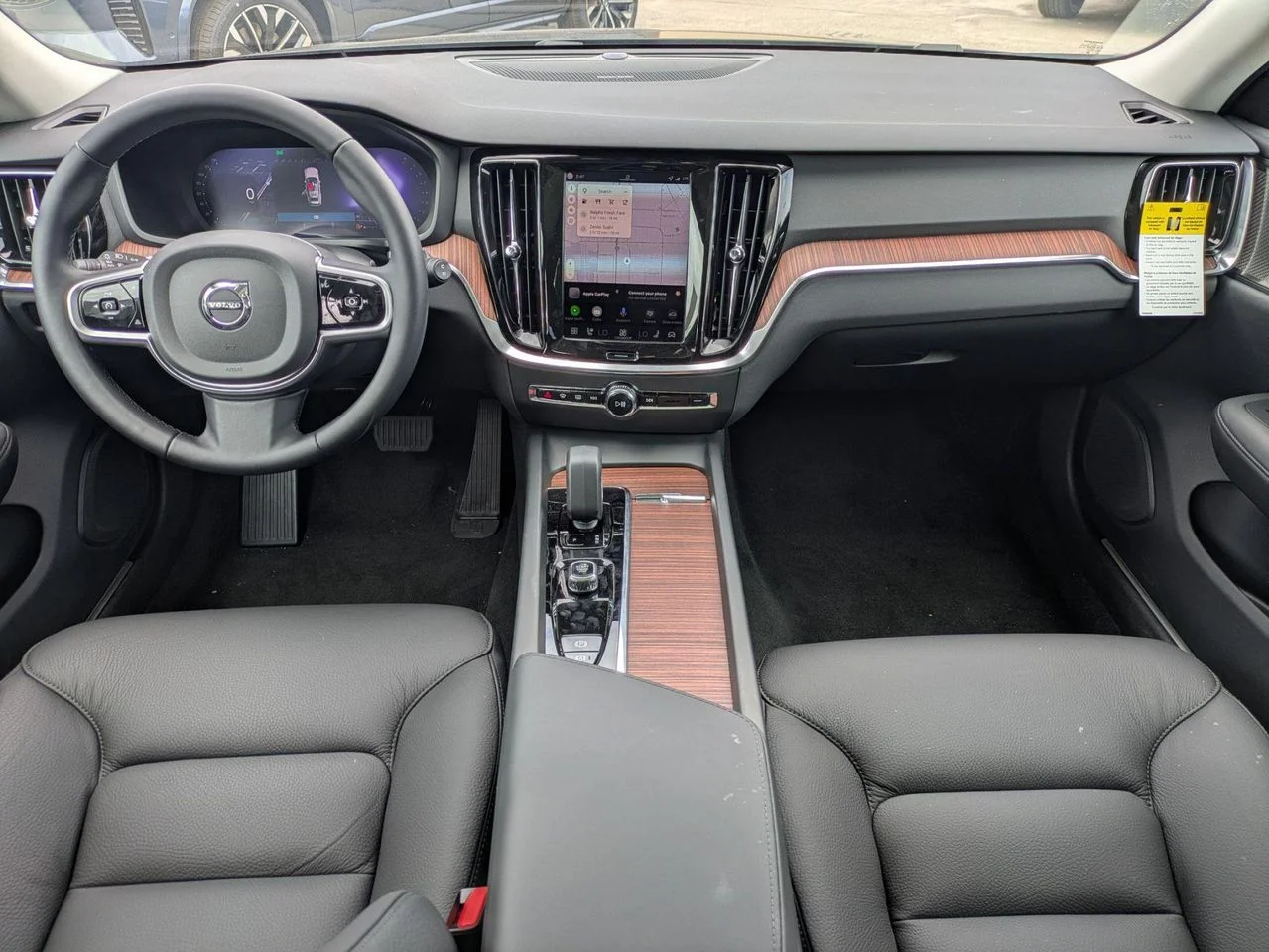 2026 Volvo V60 Cross Country Plus - Photo 11